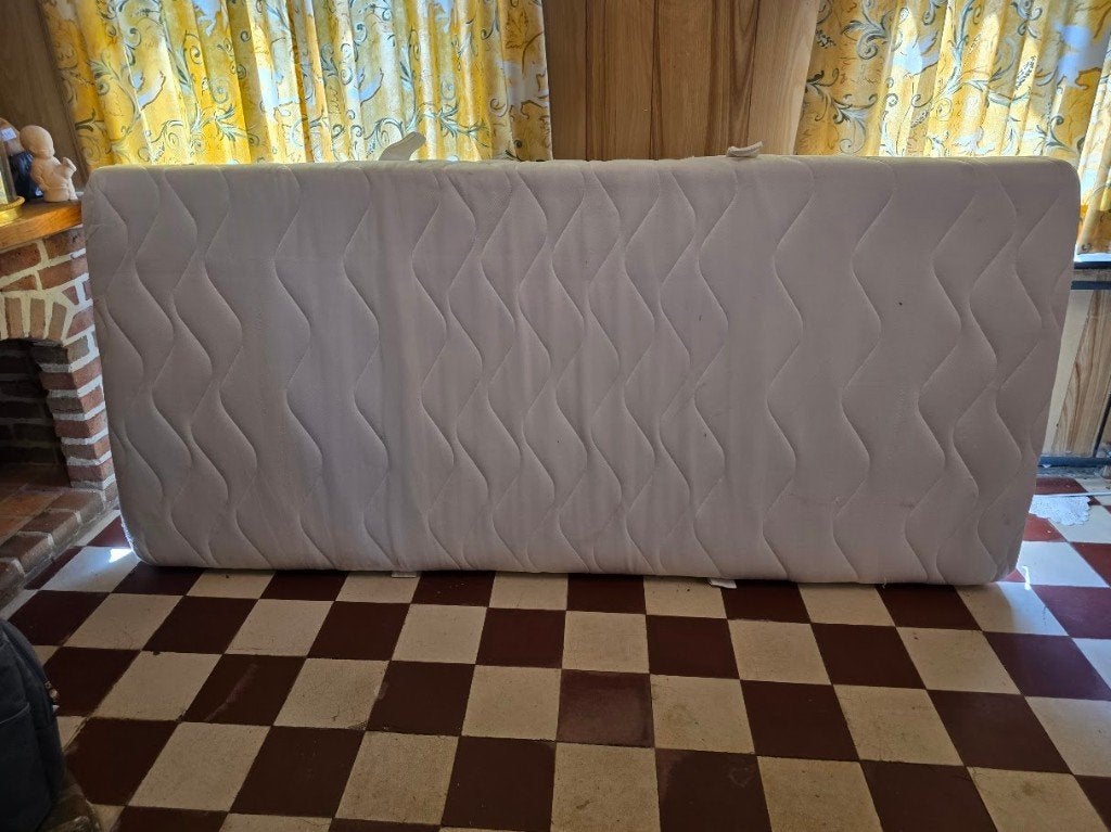 Matras 90x200cm, Maison & Meubles, Chambre à coucher | Matelas & Sommiers, 90 cm, Matelas, Enlèvement, 200 cm