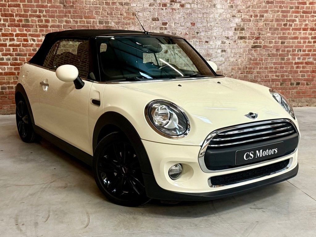 Prachtige MINI One 1.2i Cabrio met garantie!, Auto's, Mini, Voorwielaandrijving, Stof, Cabriolet, 1198 cc