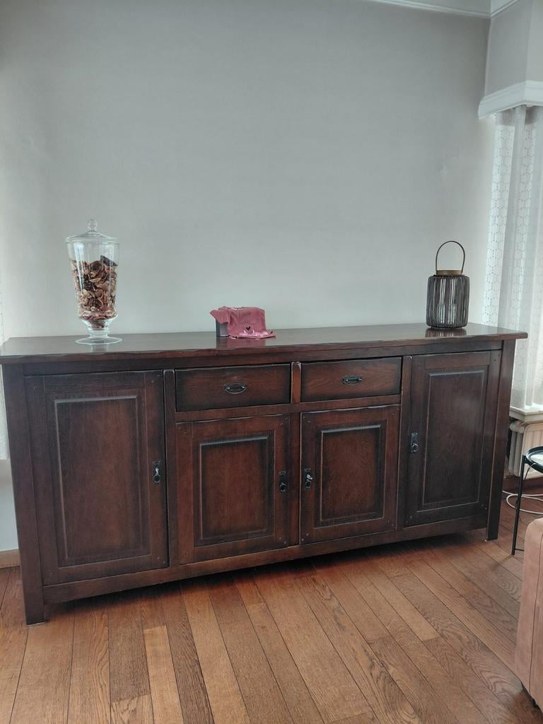 Mooie dressoir, Ophalen