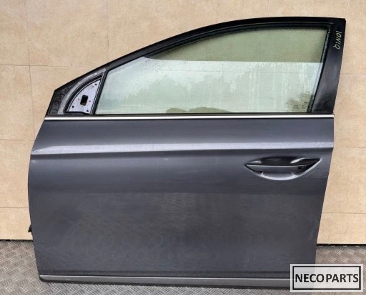 HYUNDAI IONIQ PORTIER DEUR LINKS ORIGINEEL ALLES LEVERBAAR!!, Gebruikt, -, Ophalen of Verzenden, Achter