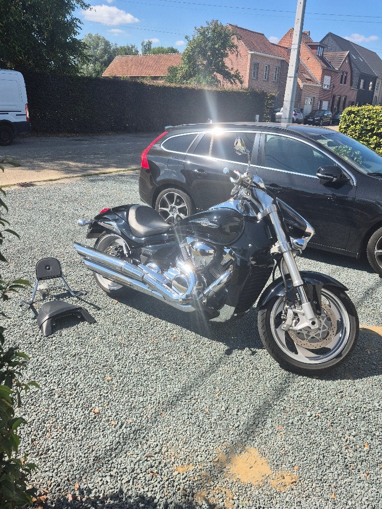 Suzuki intuder m1800r, Motoren, 2 cilinders, Occasion, LED Verlichting, Particulier
