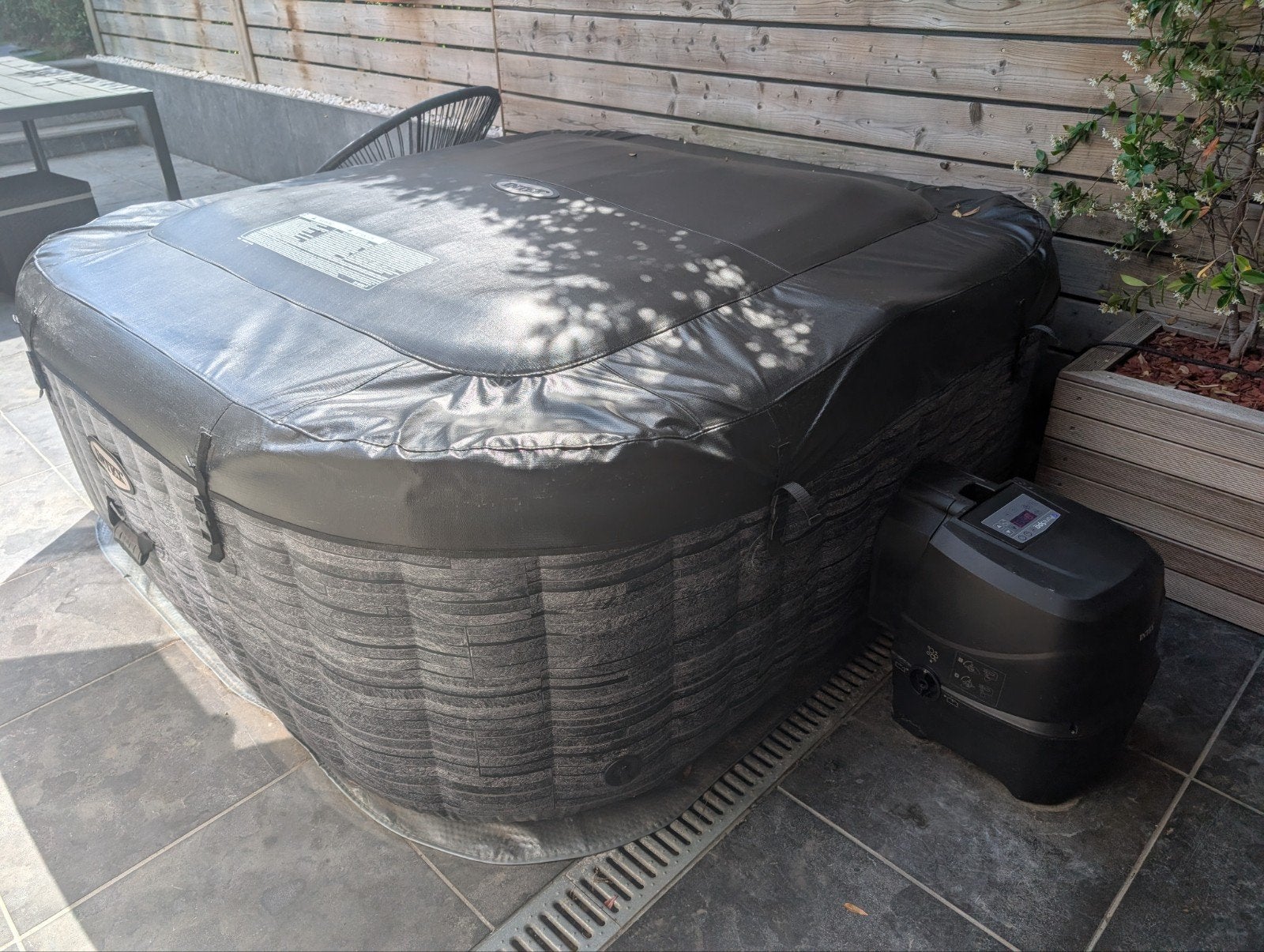 Jaccuzi 6 personnes Intex Pure Spa Premium, Jardin & Terrasse, Enlèvement, Pompe, Gonflable
