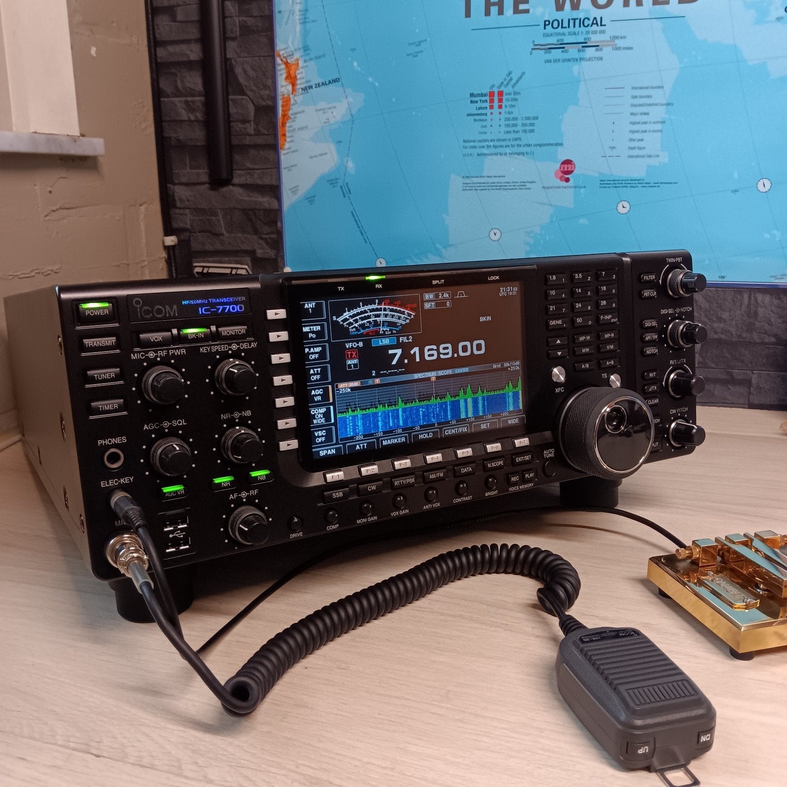 Icom IC7700 in absolute nieuwstaat !!!, Telecommunicatie, Ophalen, Gebruikt