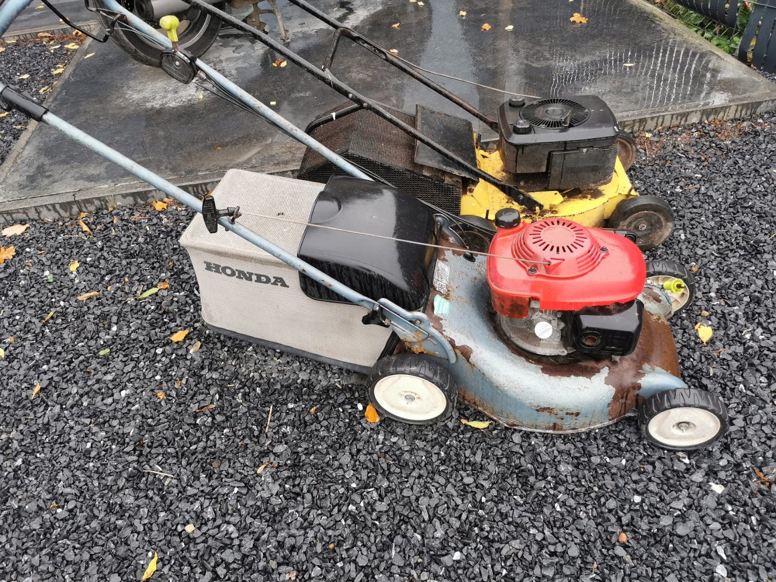 Lot de 2 tondeuses thermiques – Honda et Niagara Belga 45, Jardin & Terrasse, Enlèvement, Tondeuses à gazon à essence, HONDA, Bac de ramassage