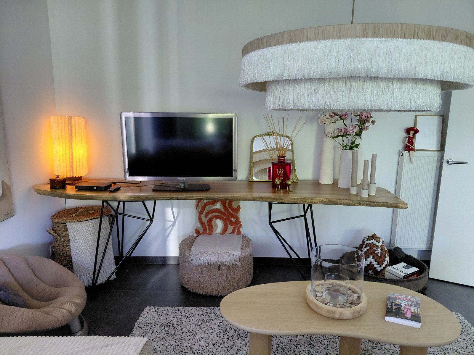 Mooie tafel, Huis en Inrichting, Tafels | Bijzettafels, Ophalen