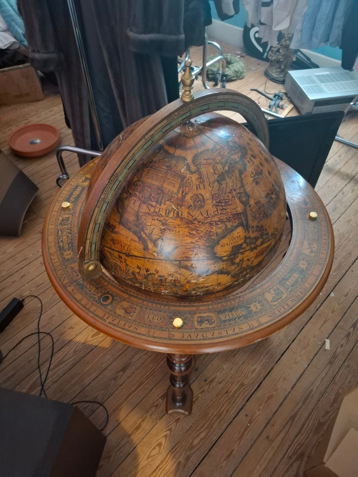 Barre à globe, Enlèvement, Rotatif, Utilisé, Globe bar
