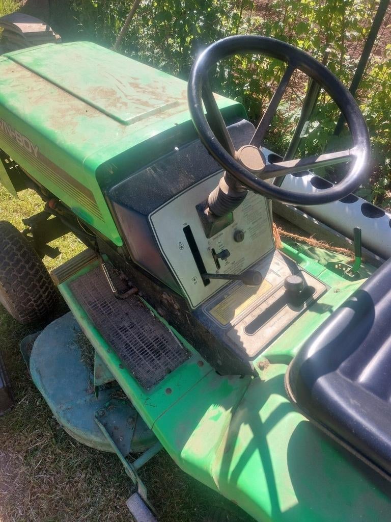tracteur tondeuse lawnboy 12hp lt12, Ophalen, Versnellingen, Zo goed als nieuw, LAWN - BOY