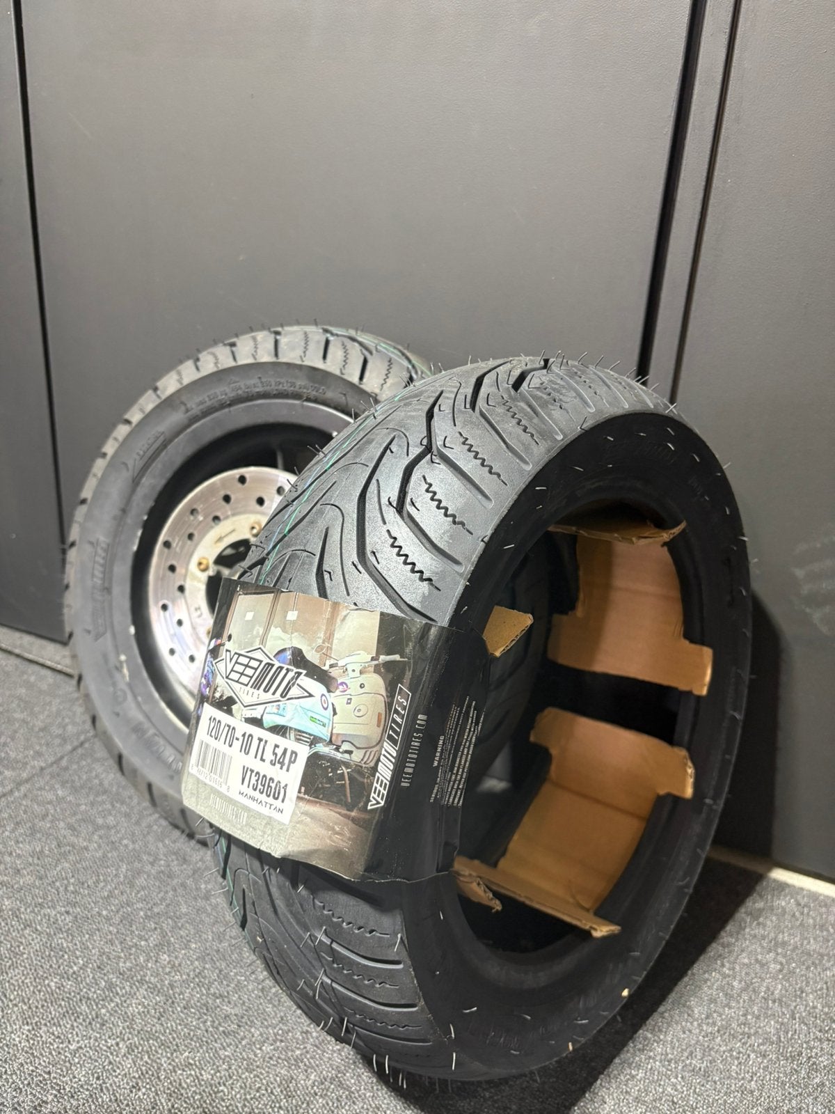Piaggio zip velgen + banden (nieuw), Ophalen