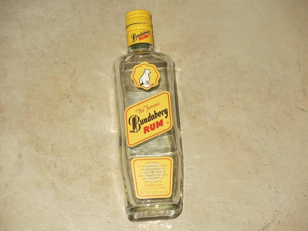 Een lege fles van rum Bundaberg, Enlèvement, Autres types