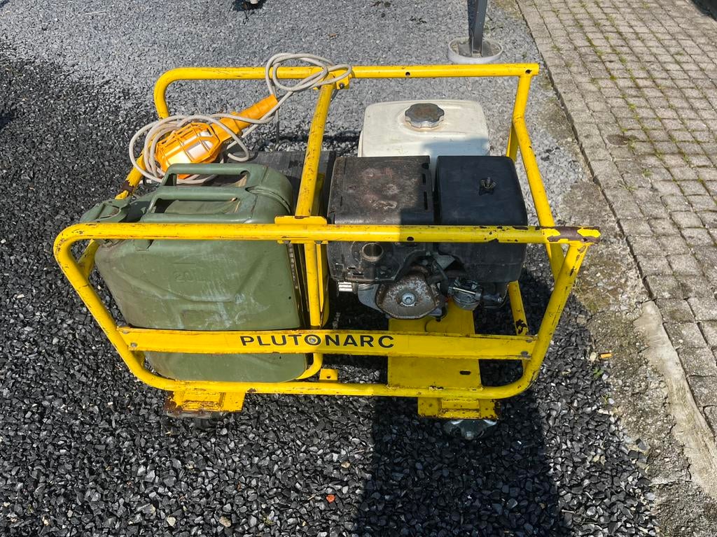 Groupe électrogène PLUTONARC 6kva 5000w moteur honda, Enlèvement, Comme neuf