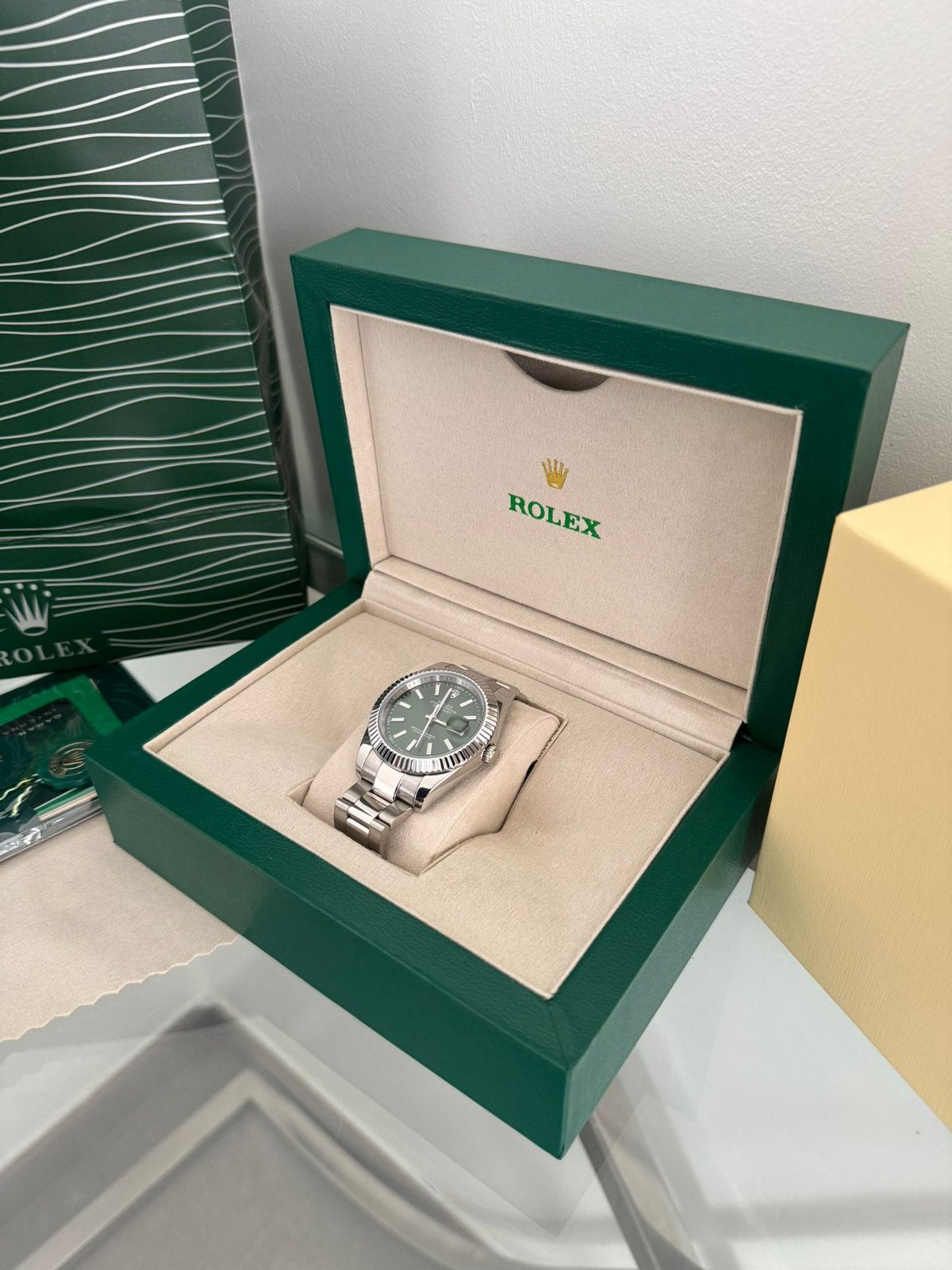 Rolex Datejust - Neuve/Non portée, Bijoux, Sacs & Beauté, Enlèvement, Acier