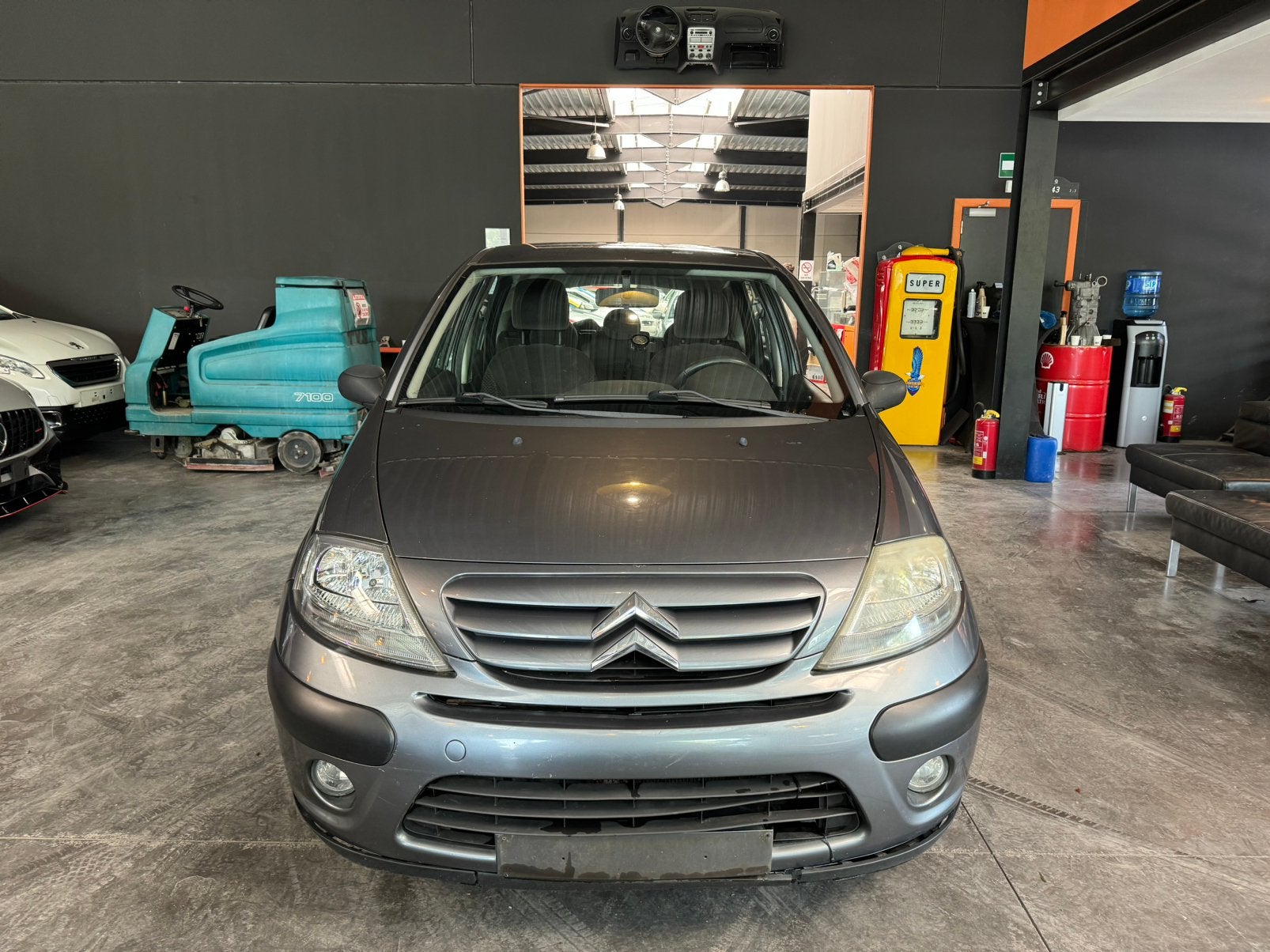 CITROEN C3, 1124 cm³, Argent ou Gris, Achat, Vitres électriques