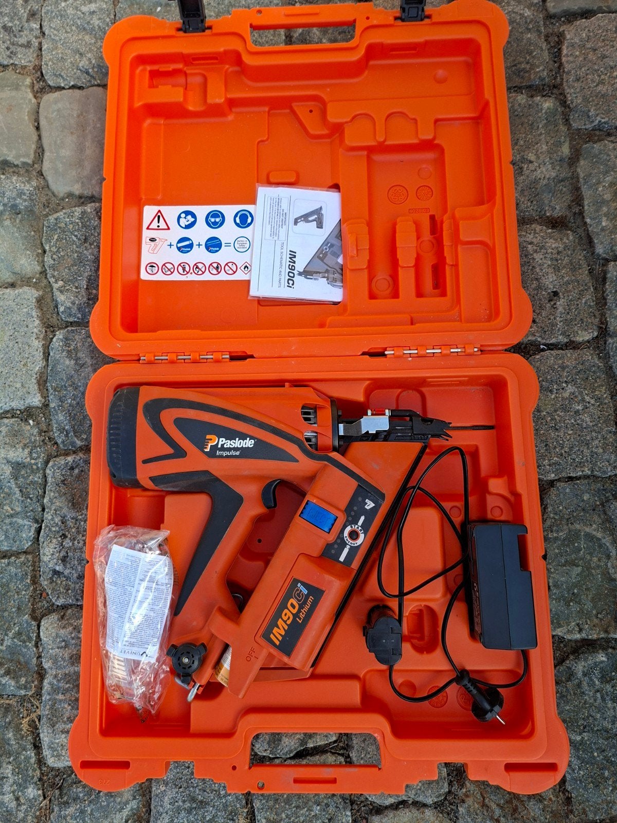Paslode IM90CI, Bricolage & Construction, Outillage | Outillage à main, Enlèvement, Comme neuf, Cloueuse/agrafeuse, Autres marques