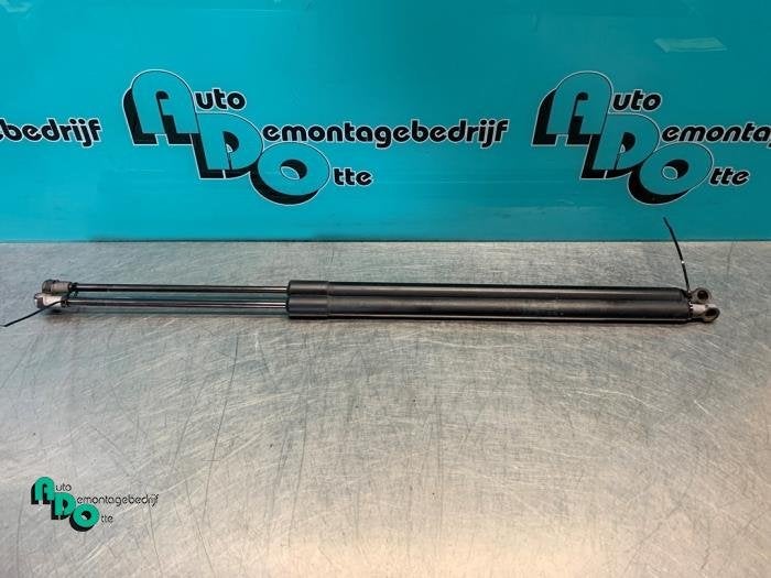 Set Gasdempers Achterklep van een BMW 3-Serie (3-Serie 98-), Gebruikt, -, -, Ophalen of Verzenden