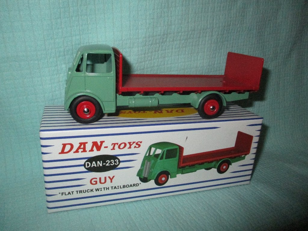 Dinky Dan-toys 233, Hobby & Loisirs créatifs, Enlèvement ou Envoi, Neuf, Bus ou Camion, Dinky Toys