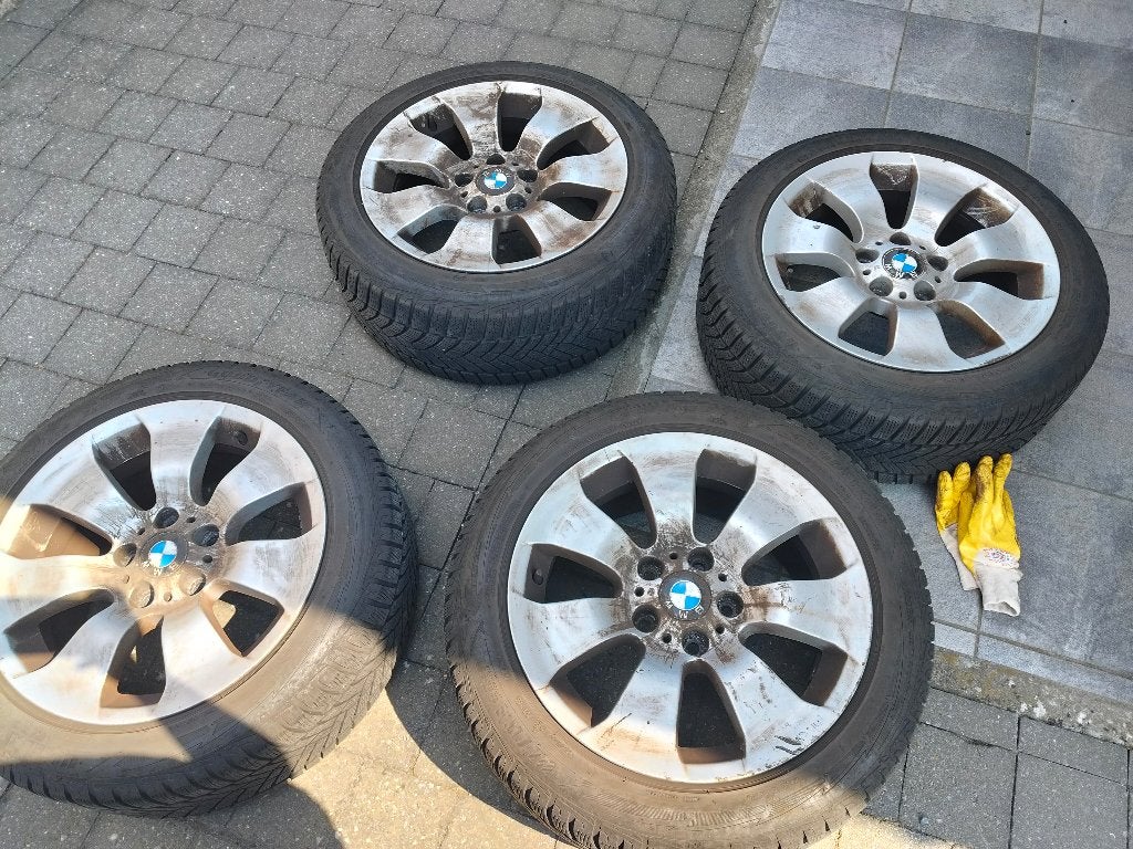 pneus d'hiver avec jantes, bmw (série 1, série 3 ou série 4), Pneus et Jantes, Pneus hiver, Véhicule de tourisme, 17 pouces