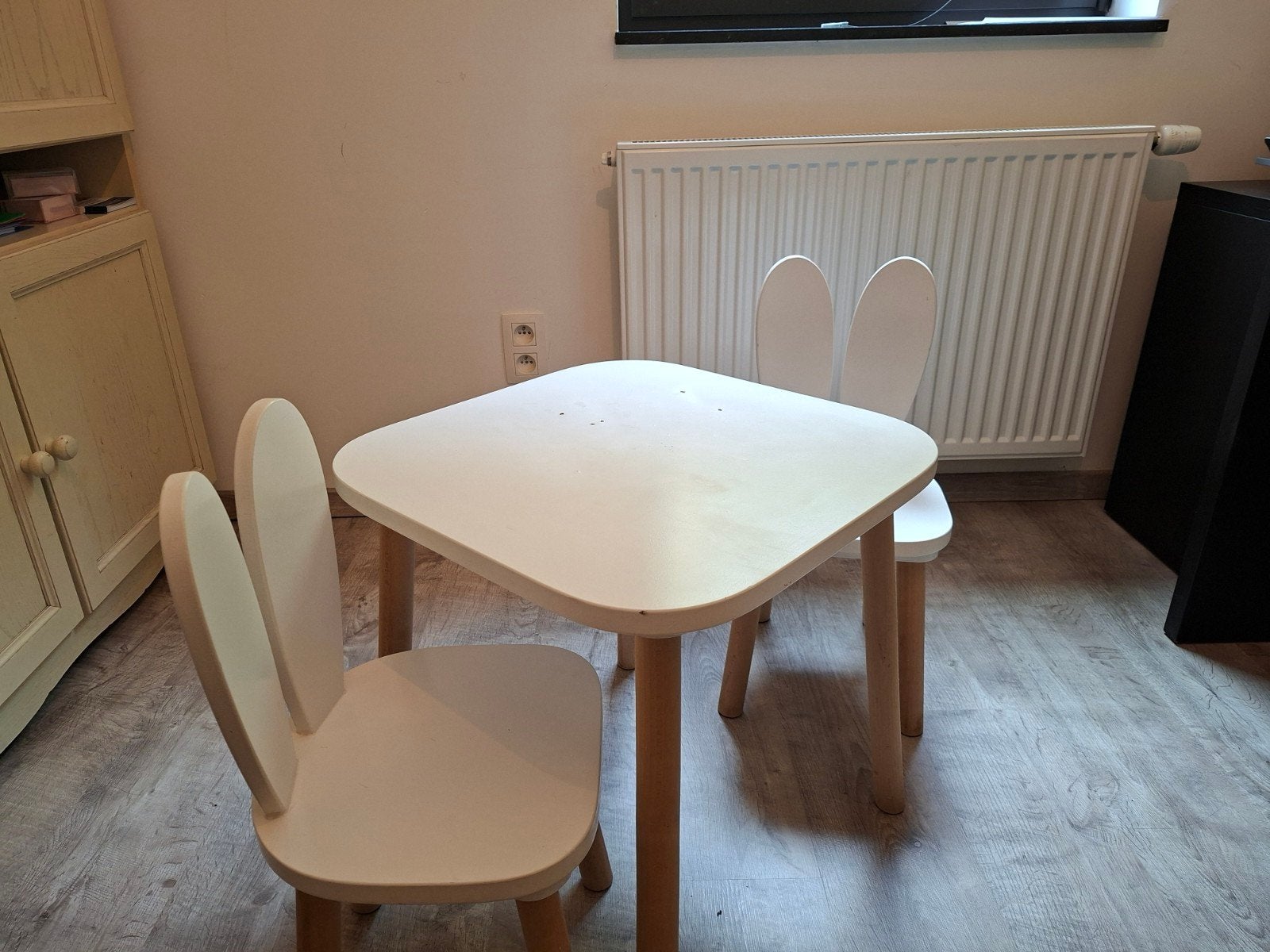2 Konijnenstoeltjes met Tafeltje Petite Amelie, Enlèvement