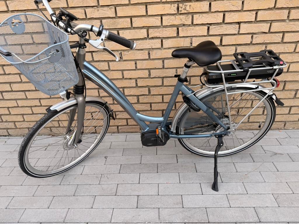 Vogue damesfiets elektrische shimano steps, Fietsen en Brommers, Elektrische fietsen, Ophalen, Zo goed als nieuw