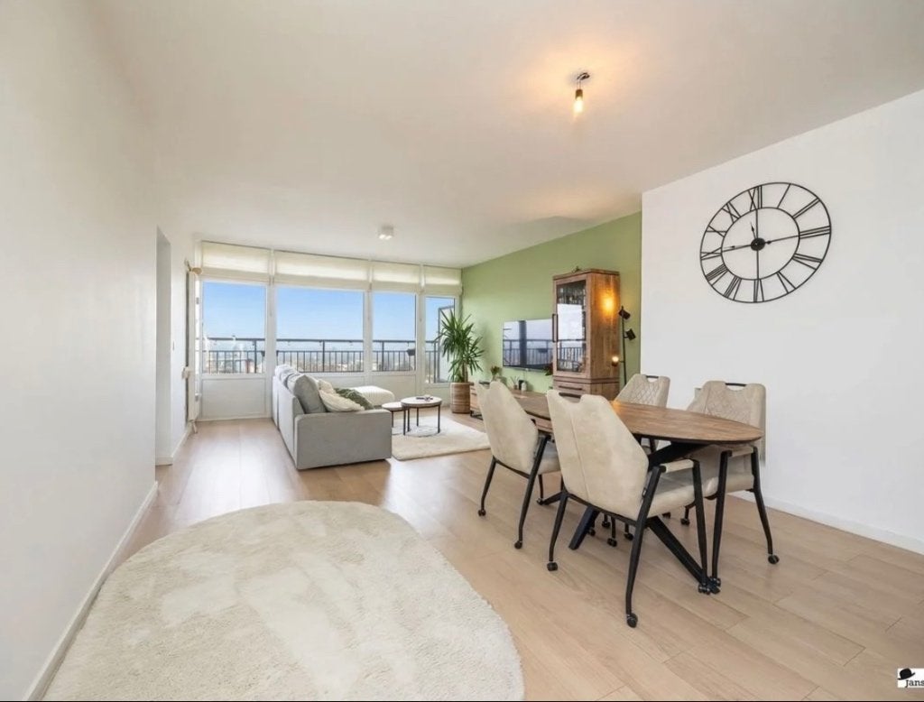 Instapklaar appartement met panoramisch uitzicht in Wilrijk, Immo, Antwerpen, Antwerpen (stad), 2 kamers, Appartement