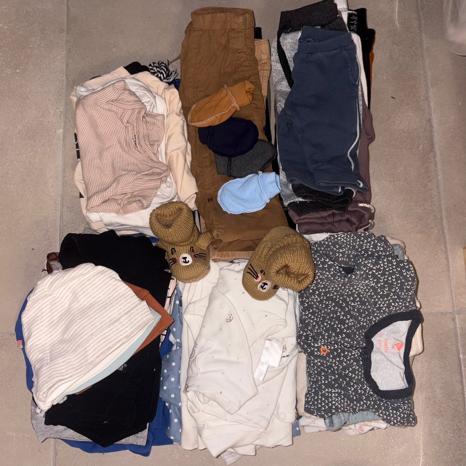 Babykledij - kledingpakket baby, Kinderen en Baby's, Babykleding | Baby-kledingpakketten, Zo goed als nieuw, Ophalen of Verzenden