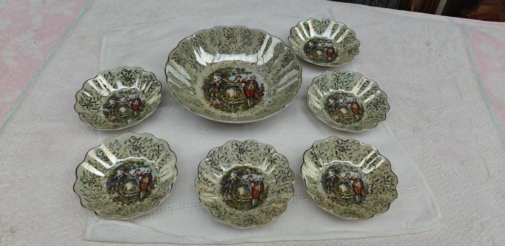 schaal set 1 grote en 6 kleine vintage porselein, Enlèvement ou Envoi