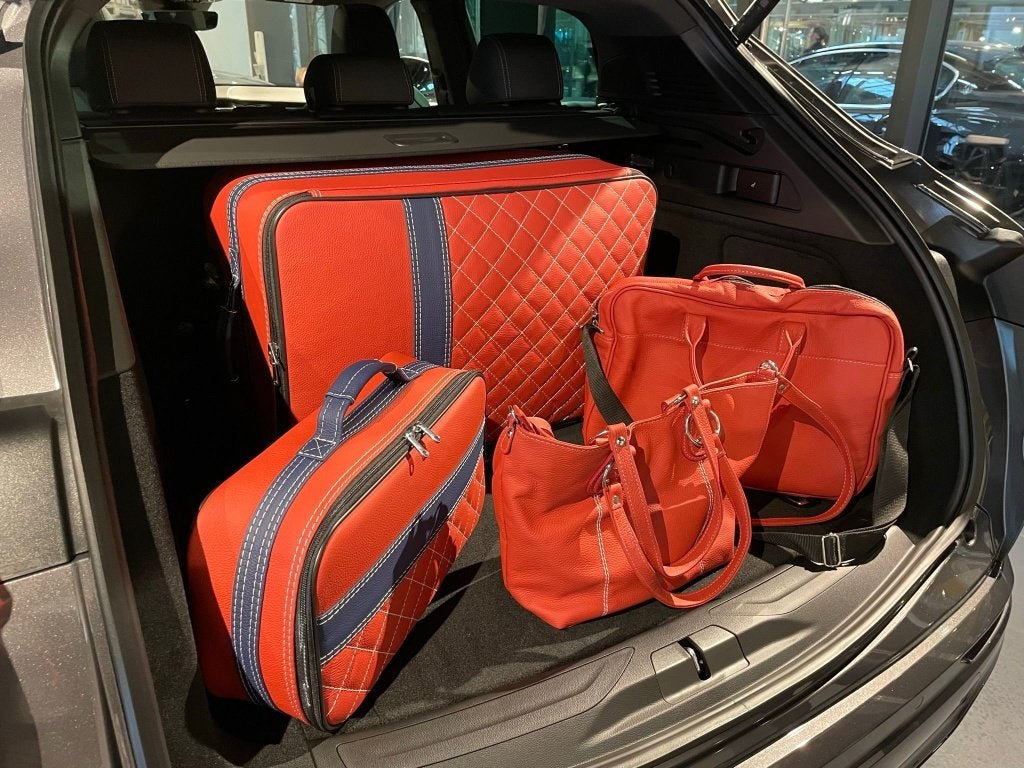 Set de bagages en cuir Roadsterbag Maserati Grecale, Envoi, Neuf