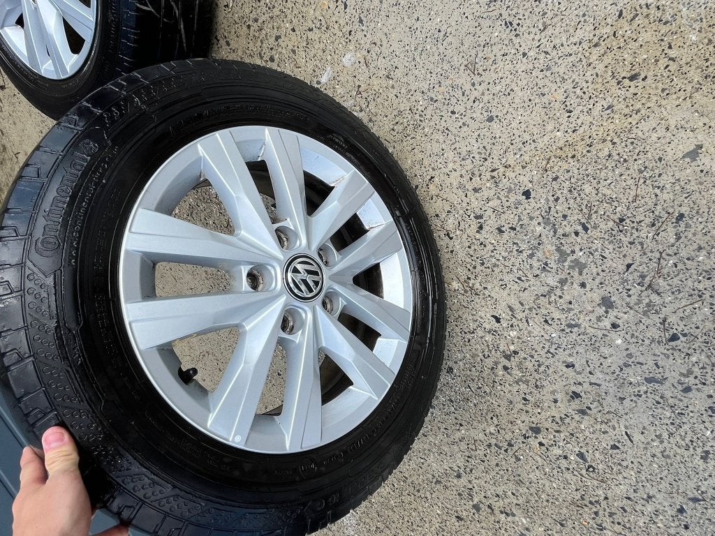 4 Jantes VW Transporteur + pneus 205/65 R16, Autos : Pièces & Accessoires, Pneus & Jantes, Pneus et Jantes, 16 pouces, Pneus été