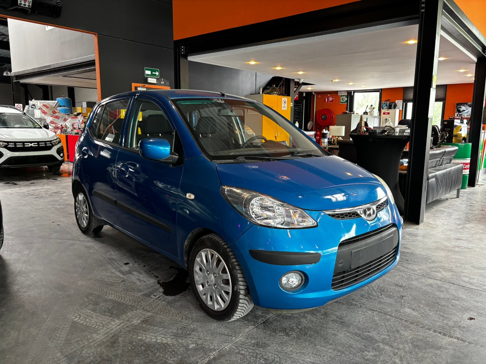 HYUNDAI i10 1.2i lounge/12 mois de garantie, Euro 5, Stof, 4 cilinders, Blauw