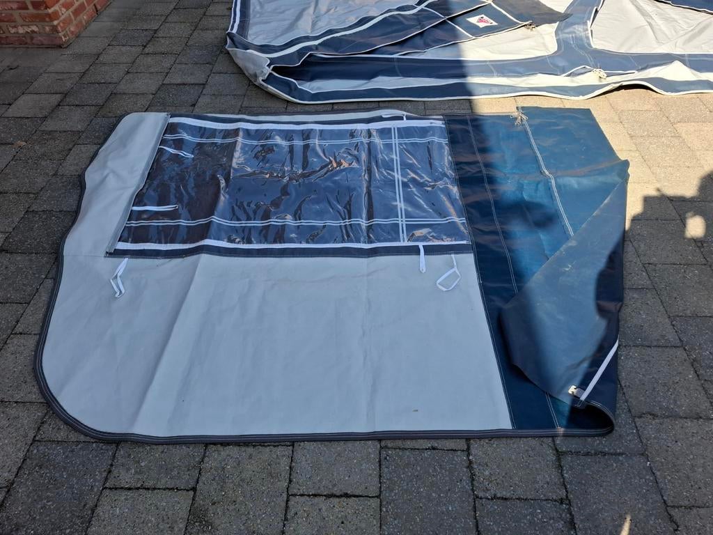 Caravan voortent Dorema, Enlèvement