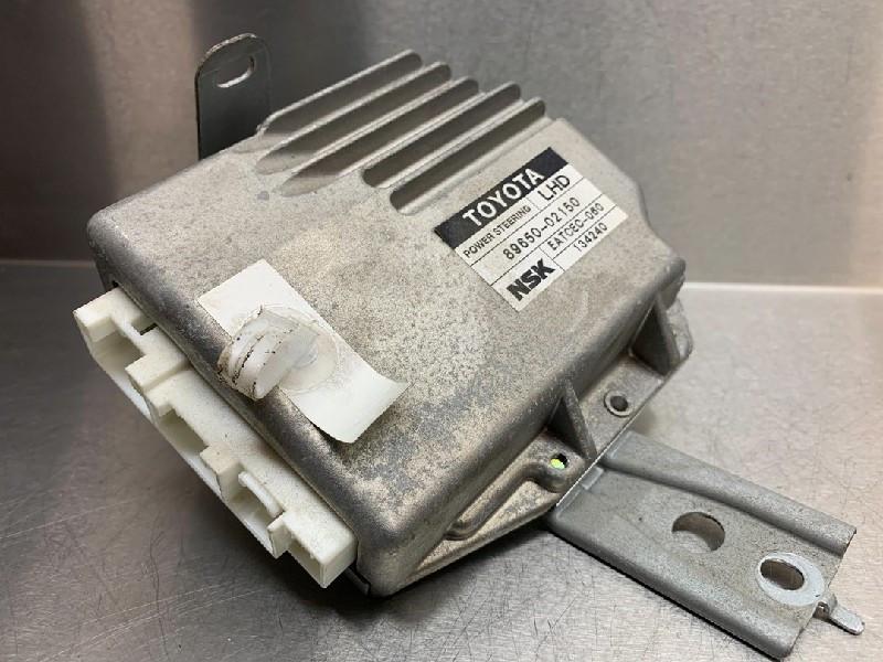 ORDINATEUR DIRECTION ASSISTEE Corolla (E12) (|8965002150|), Utilisé, Toyota