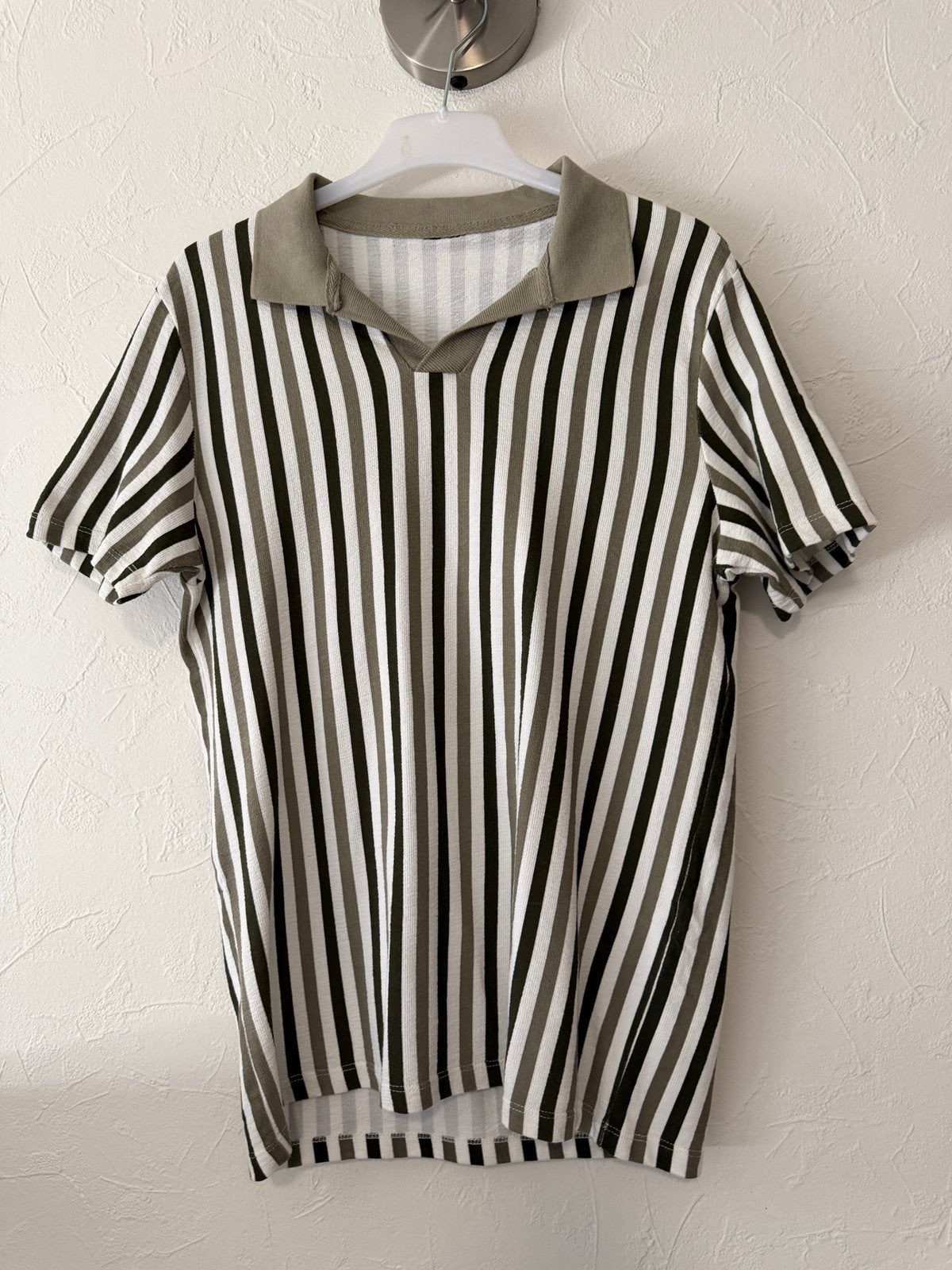 Gestreepte Polo - Groen/Wit/Zwart, Vêtements | Hommes, Polos, Enlèvement, Comme neuf, Taille 48/50 (M), Vert