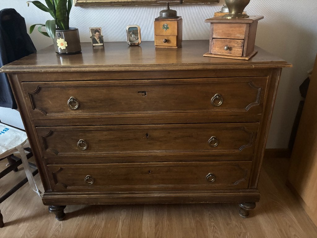Magnifique buffet ancien avec 3 tiroirs, Enlèvement