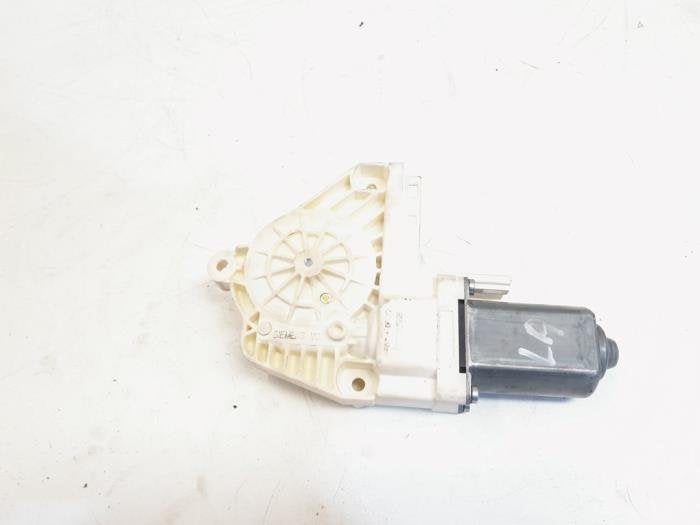 Moteur de vitre portière d'un Landrover Range Rover Sport, Land Rover, -, 3 mois de garantie, Utilisé