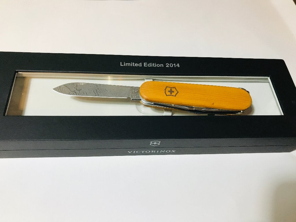 Victorinox Spartan Damast 2014 Damascus Limited Edition NEW, Caravans en Kamperen, Kampeergereedschap, Ophalen of Verzenden