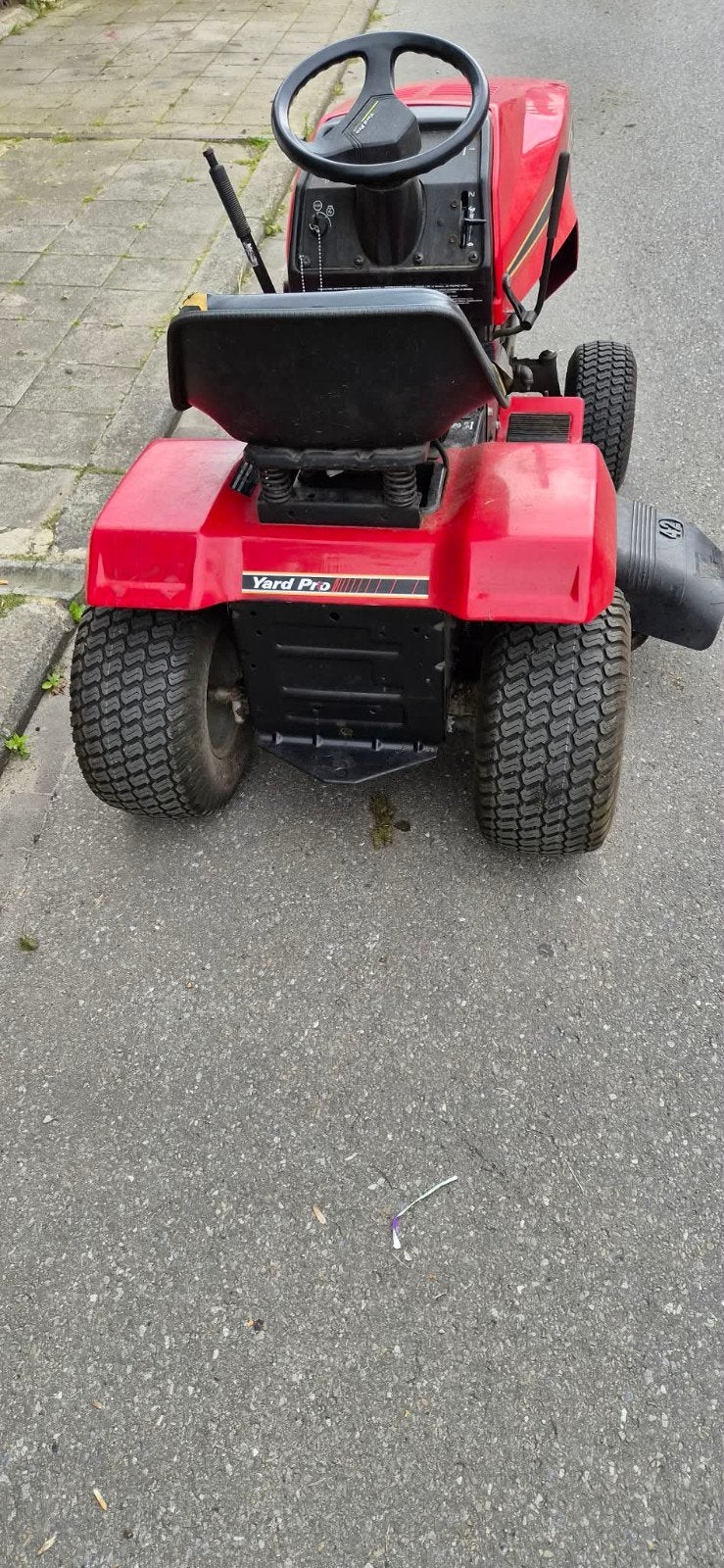 Tracteur tondeuse yard man pour pièces