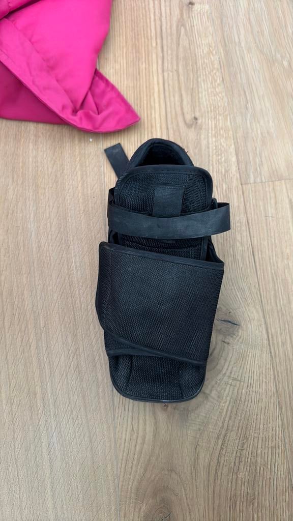 Chaussure Cellona pour plâtre / bandage taille M, Divers, Enlèvement ou Envoi, Comme neuf