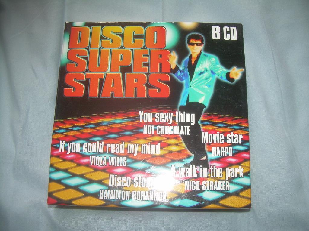 8 CD BOX - DISCO SUPER STARS, Ophalen of Verzenden, Zo goed als nieuw, Dance, Boxset