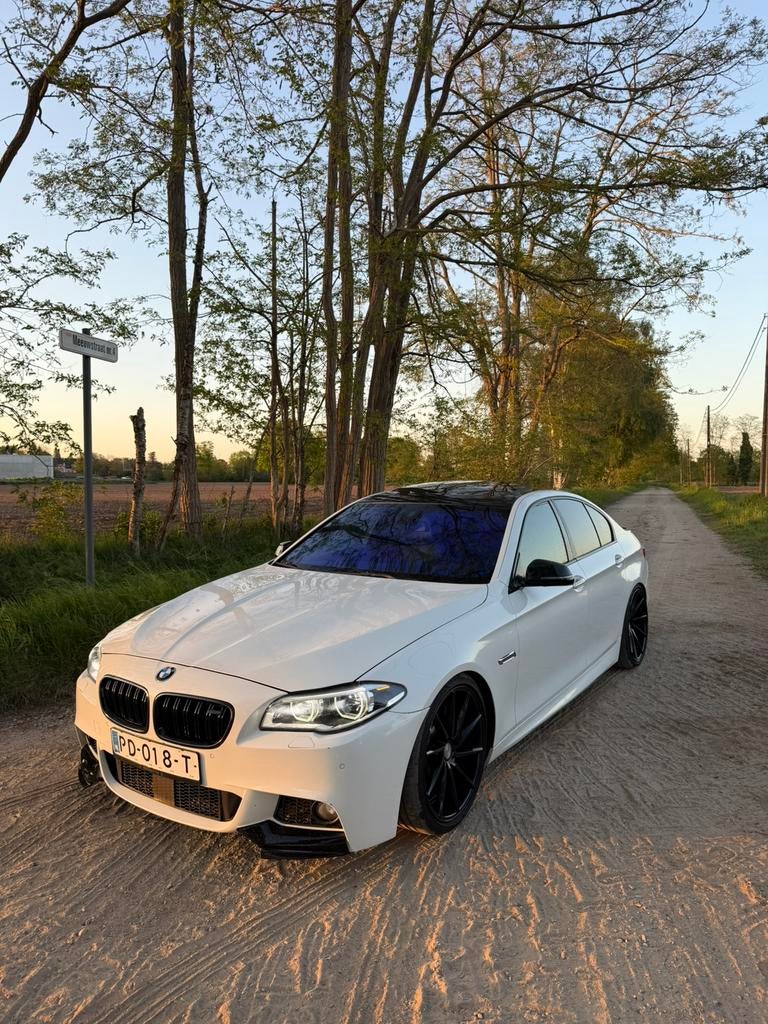 BMW F10 530d 2013 LCI m packet euro6, Auto's, BMW, Particulier, Te koop, Achteruitrijcamera