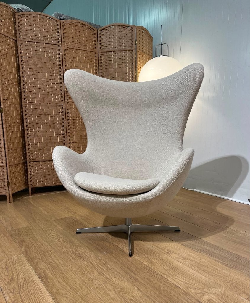 ÉTAT NEUF Fritz Hansen Egg Chair fauteuil + certificat, 75 à 100 cm, Design Fauteuils Fritz Hansen, Enlèvement ou Envoi, Comme neuf
