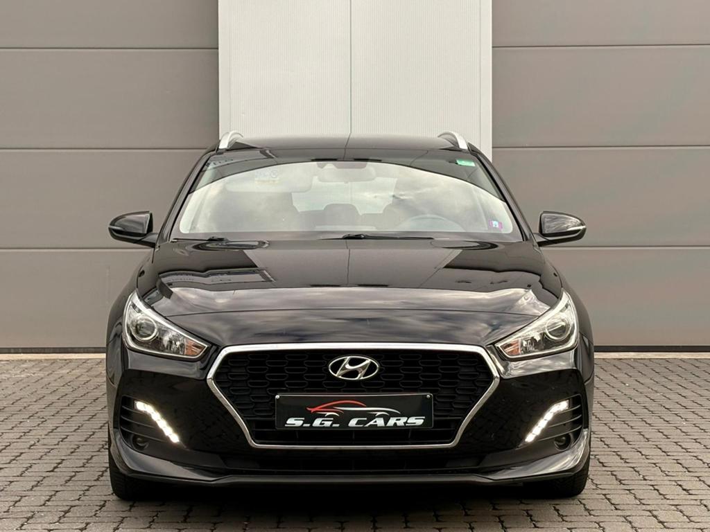 HYNDAY I30 2019 BENZINE 1.0 152.000KM EURO6B, Auto's, Euro 6, Bedrijf, Handgeschakeld, 5 deurs