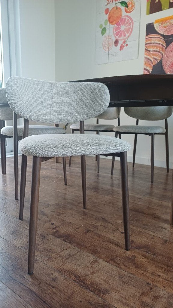 Vier beige eetkamerstoelen, Huis en Inrichting, Stoelen, Ophalen, Hout, Wit, Zo goed als nieuw