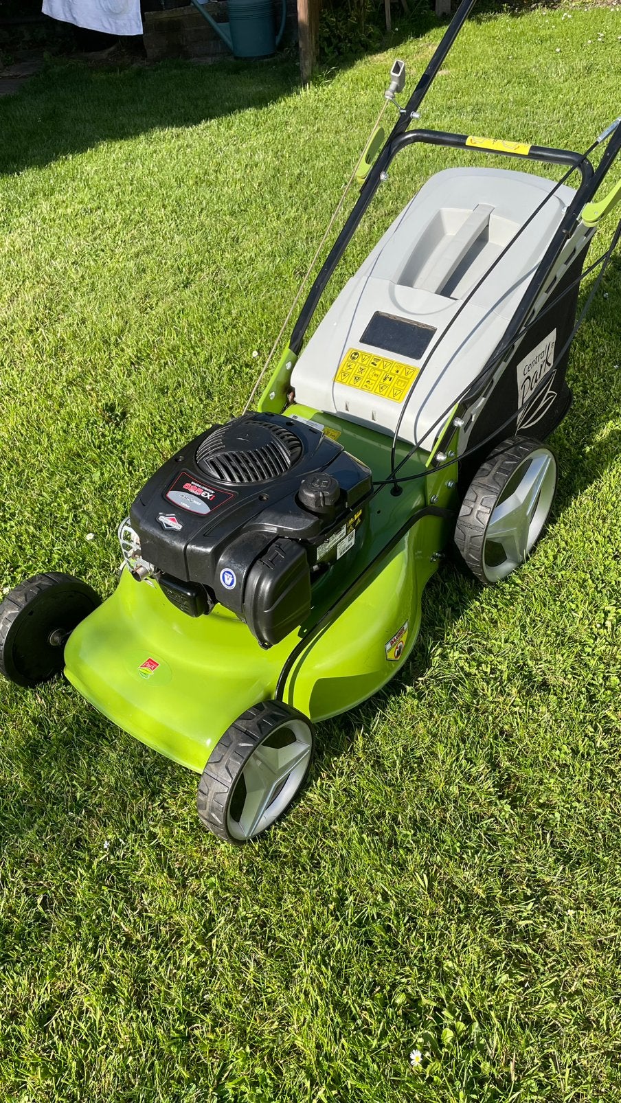 Tondeuse essen Briggs&Stratton, Jardin & Terrasse, Tondeuses à gazon, Comme neuf, Tondeuses à gazon à essence, 50 cm ou plus, Tondeuse rotative