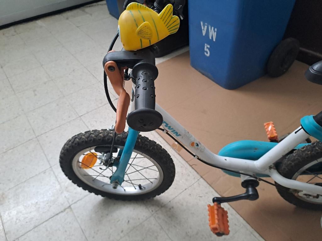 Kinderfietsje met zijwieltjes, Fietsen en Brommers, Ophalen, Zijwieltjes, Gebruikt, B-Twin