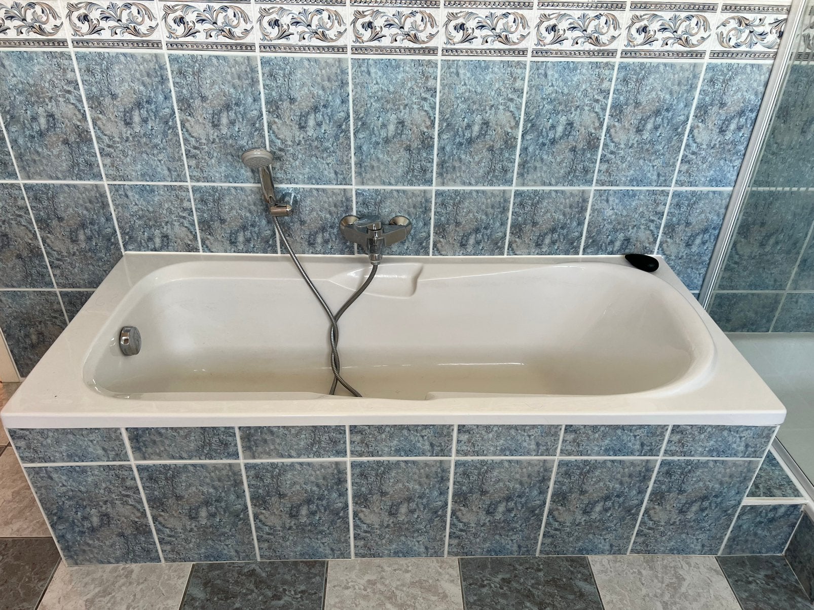 Bad plus douchebak douche cabine met alle bijhorend, Ophalen, Zo goed als nieuw