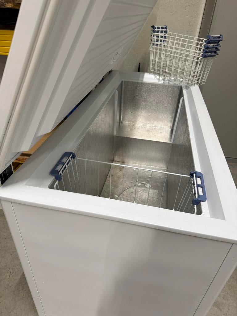 Boîte à étiquettes Liebherr 444L A+++, Enlèvement, Comme neuf