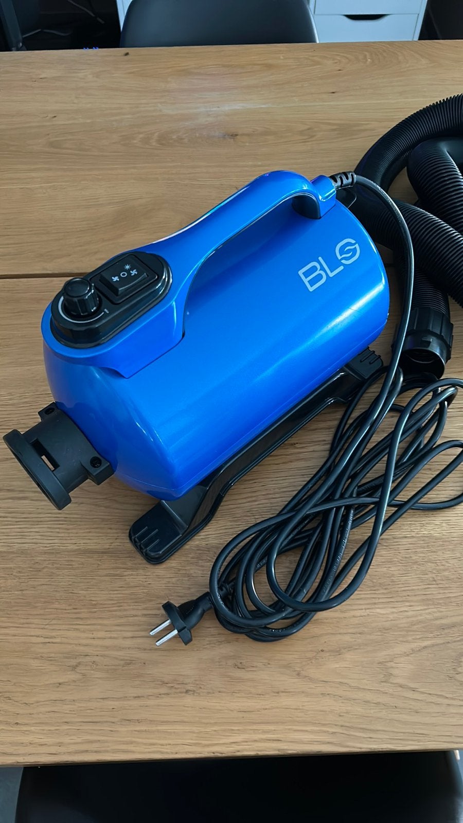 BLO car dryer, Ophalen