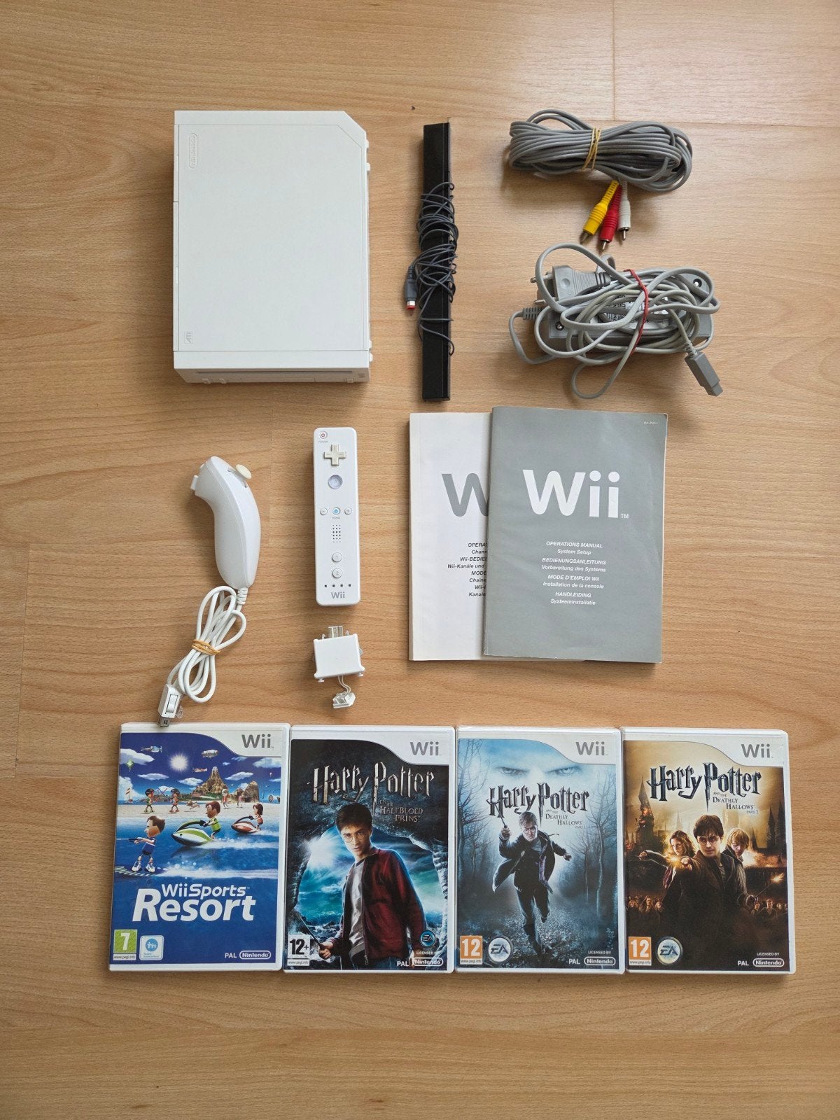 Nintendo Wii pakket met 4 games, Consoles de jeu & Jeux vidéo, Consoles de jeu | Nintendo Wii, Enlèvement ou Envoi, Utilisé, Avec 1 manette