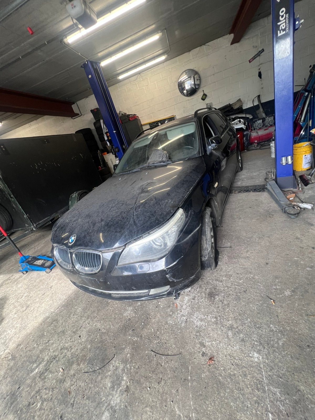 Pieces bmw e60 e61, Bedrijf, Te koop