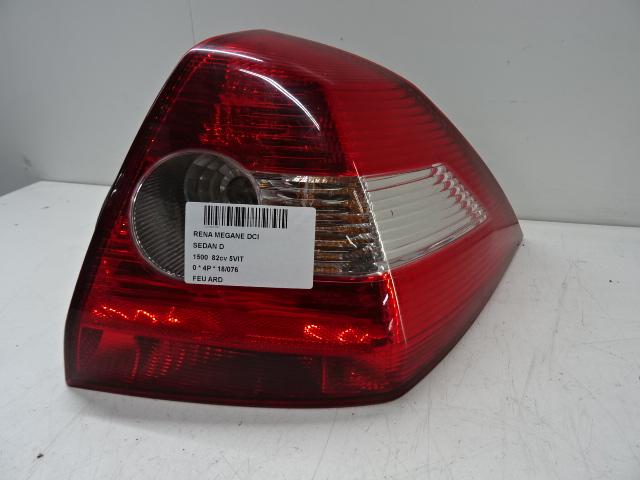 FEU ARRIÈRE DROIT Renault Megane II (LM) (01-2003/12-2010), Utilisé, Renault