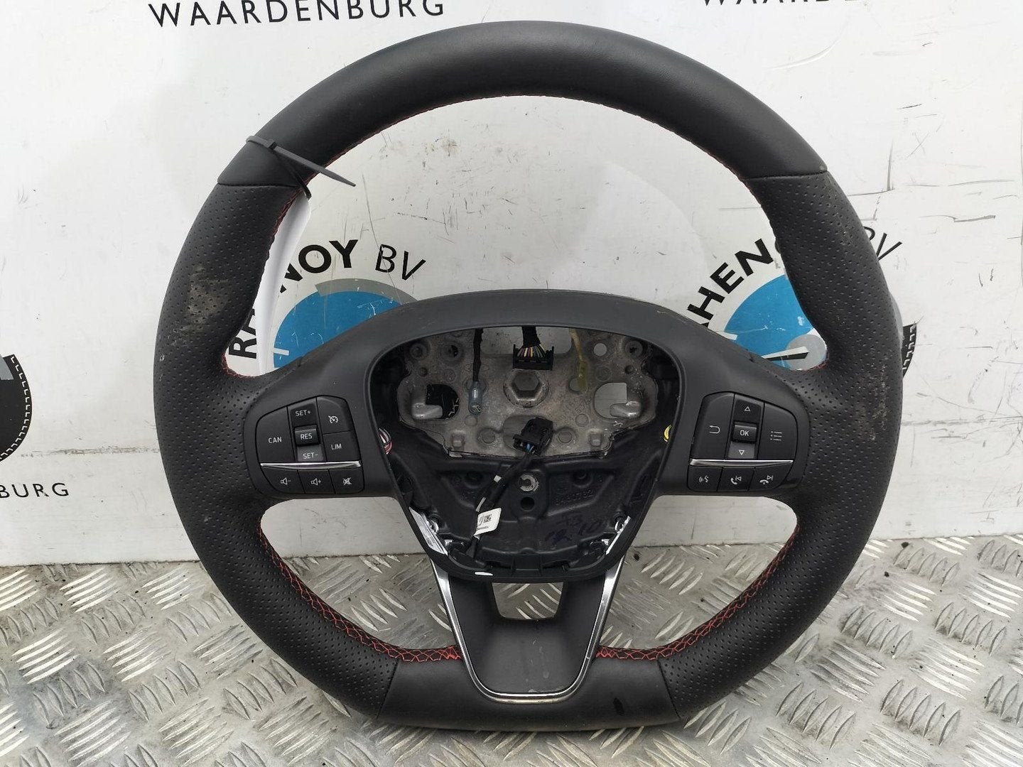 FORD PUMA ST-LINE STUURWIEL 2020, Ophalen of Verzenden, Gebruikt, ARN erkend